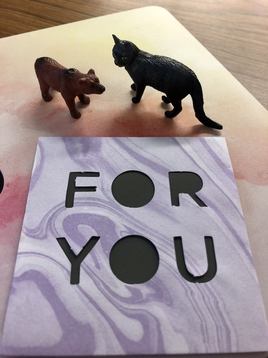 Brooke_Rave's tweet photo. My Secret Pal definitely has a sense of humor 🤣 This thoughtful note was such a bright spot in my day yesterday & the “bear” and “cat” figurines gave me a good laugh! They definitely know how much I love @NWMOSTATE! #ViewMyPal #GoBearcats https://t.co/7eWaC6aSGT