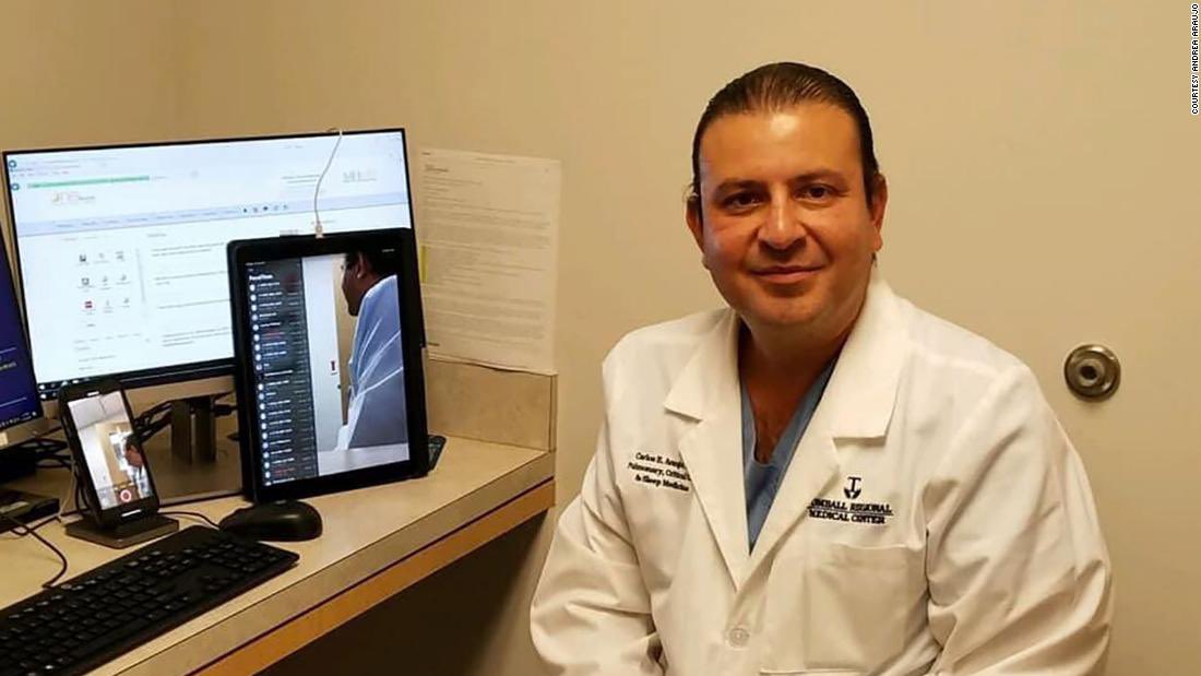 DrEricDing's tweet image. HEARTBREAKING—Dr. Carlos Araujo-Preza treated countless #COVID19 patients, but later hospitalized in the same ICU where he served as critical care medical director, infected with the same disease he treated in others.

➡️He just died of COVID. He was 51.
 cnn.com/2020/12/08/us/…