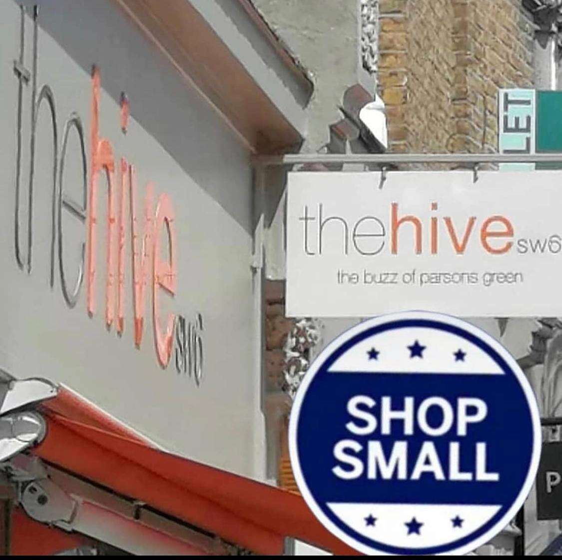 thehivesw6's tweet image. the hive sw6 is  proud to be part of the @americanexpressuk Shop Small campaign. Save the Offer to your Card and you’ll get £5 back when you spend £10 or more in a single in store transaction with us  until 20th of December 2020.
Terms apply. #ShopSmallUK #PlacesWeLove 💕