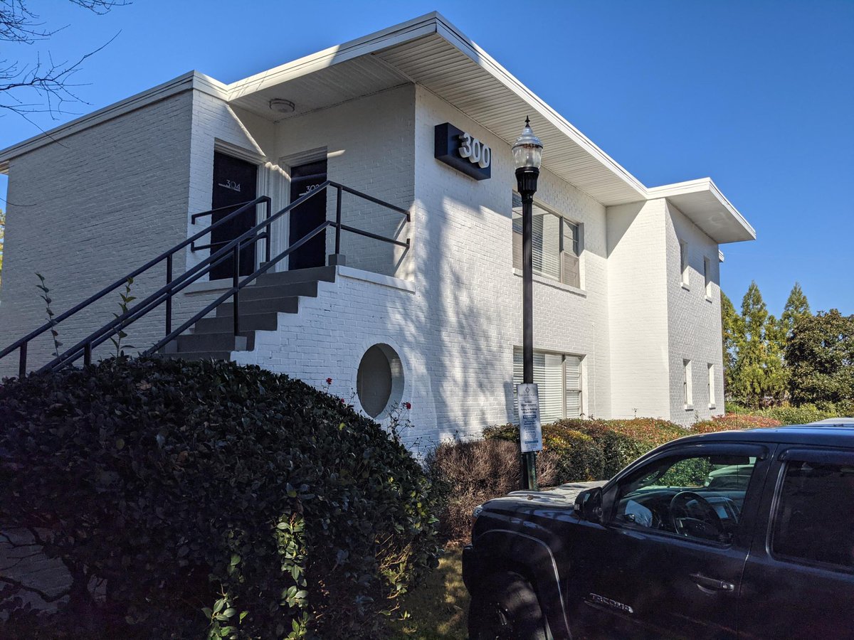 #studioapartment #atlantaapartmentsforrent
Available Now at an awesome price! 2250 Cheshire Bridge Rd, Unit 302.
#atlantaforrent #lindbergh #buckheadapartments #cheshirebridgeapartments #apartmentsforrent #apartmentsforrentatlanta #midtownapartments #midtownatlantaapartments