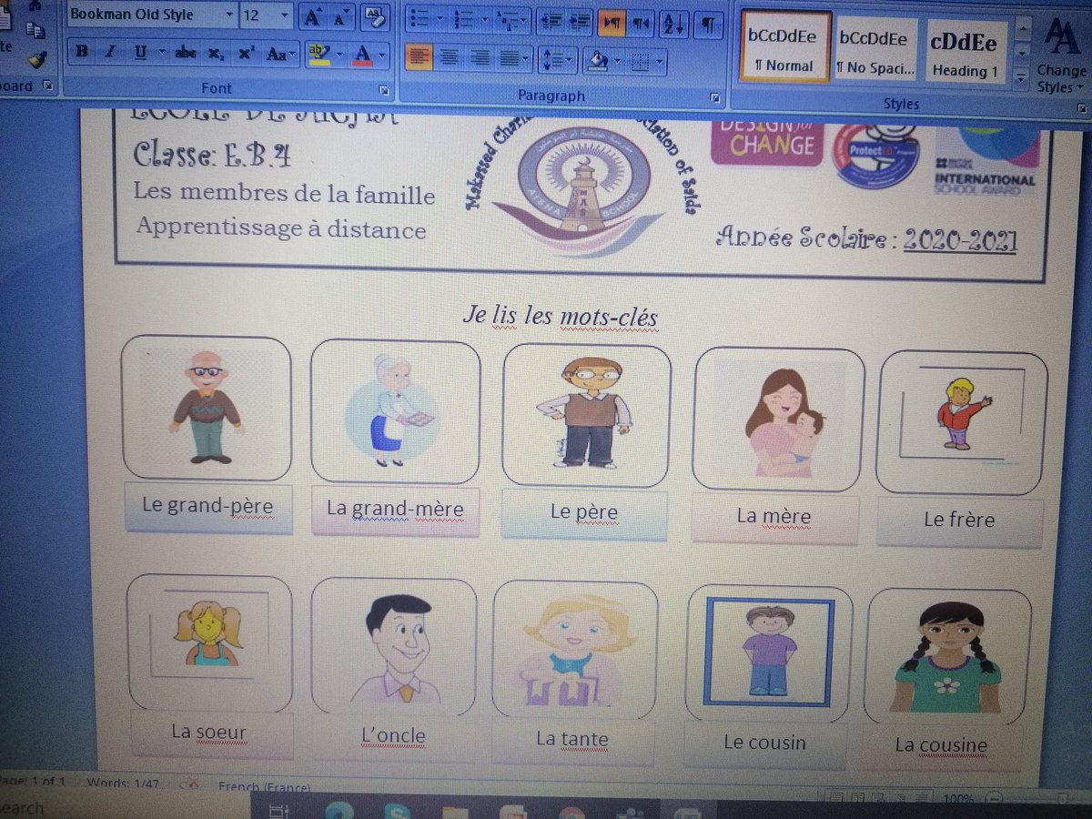 DanaAl141986's tweet photo. Apprendre un nouveau vocabulaire est un plaisir pour les élèves de E.B.4.Ils sont capables de lire les mots-clés et de citer les membres de leur famille.
#apprentissage à distance #visionner une vidéo # dégager le nouveau lexique#parler français, c'est facile ! @MakAishaSchool https://t.co/F4C0koFw57