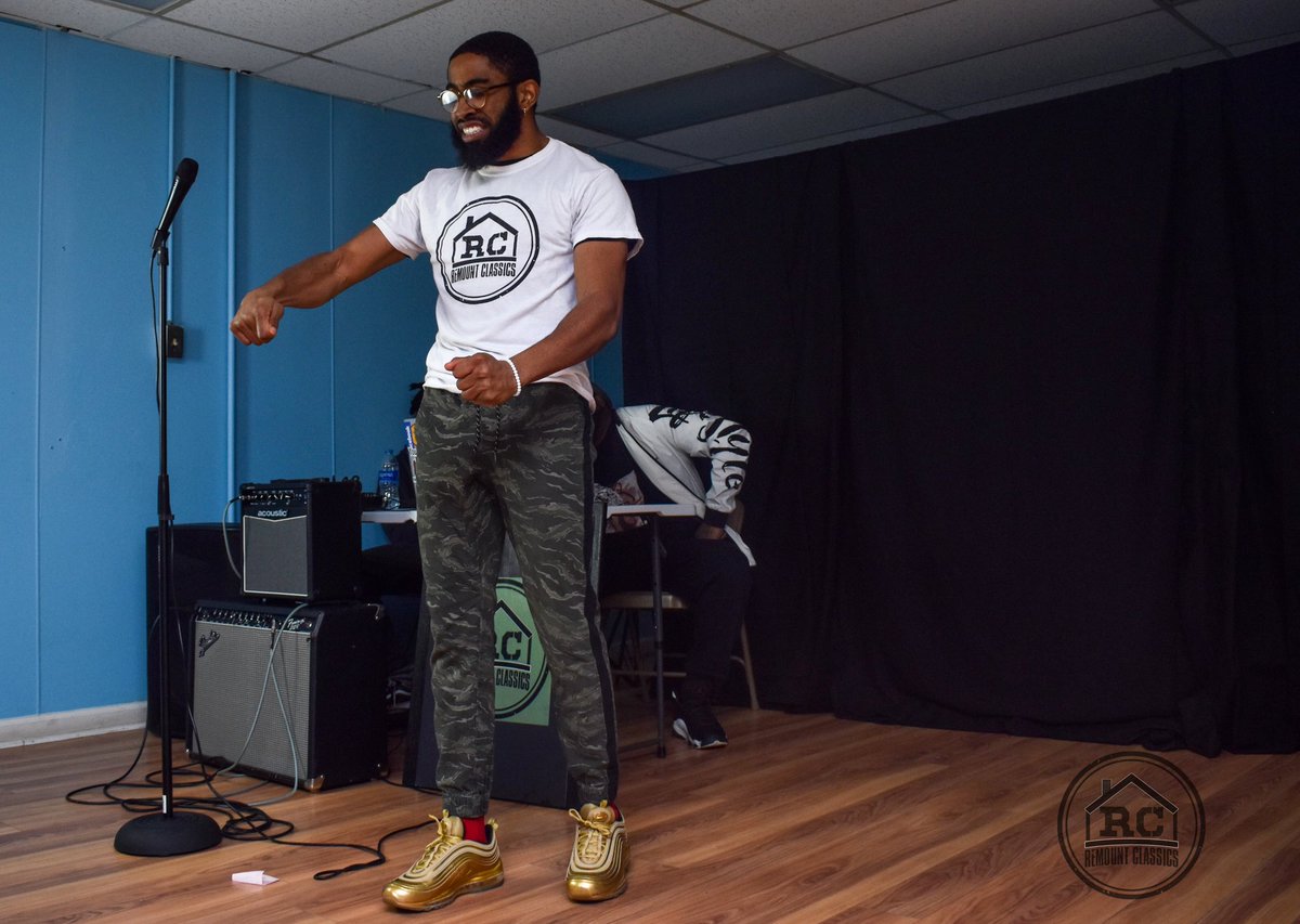 KNOXList's tweet image. KNOXList has been unveiled....

📸: @visionsbyshawn 

#ChooseYOU
#ConsistentExecution 
#MarathonMentality