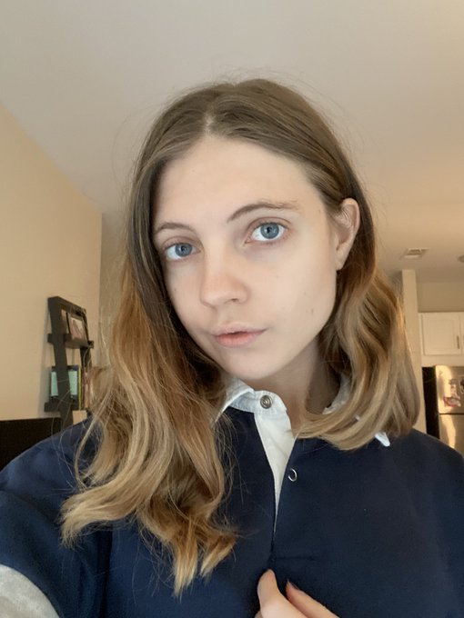 Good morning ☀️🥰 https://t.co/XpsJIAhbf8