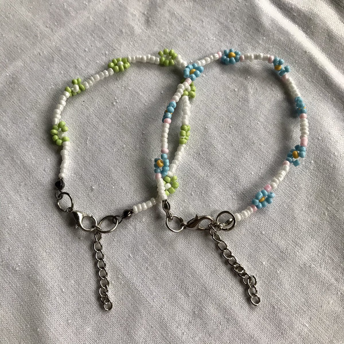 beads flower bracelet
Rp12.000

shopee.co.id/product/315715…

#gelangkpop #gelang #beadsbracelet #kpopbracelet #kpopbeads #koreanbracelet