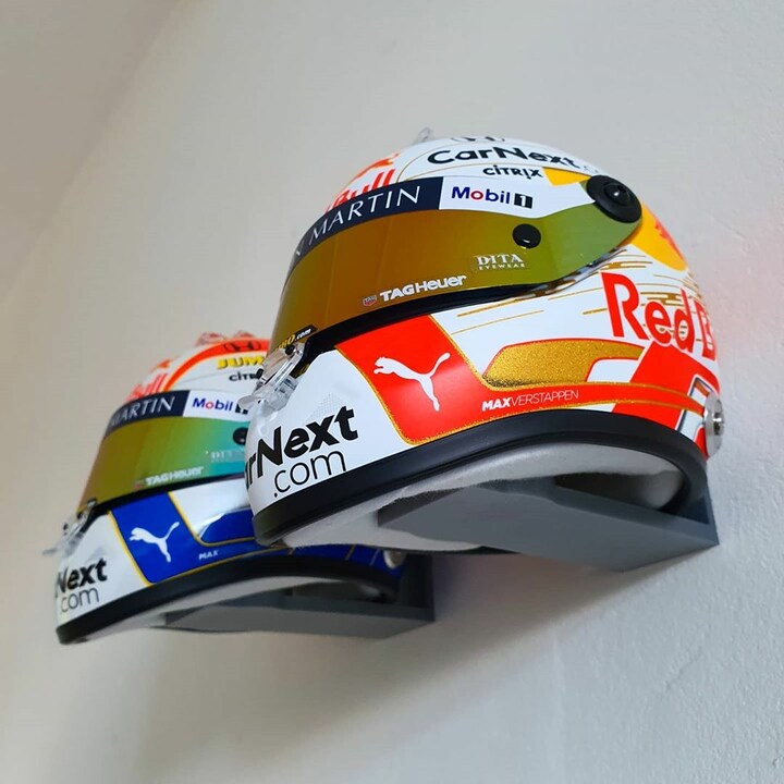 FillamentumUsa's tweet photo. Check out this really awesome mount F1 Max Verstappen 1:2 scale helmets. Printed by @dutch3dmaker with PLA Rapunzel Silver

Get PLA Rapunzel Silver here: https://t.co/ZzT6KaOs32

#3Dprinting #3Dprinted #3dprint #filament #3dmaker #3dmodel #3dmodelling #maker #technology #PLA https://t.co/W1TMcq4gq1