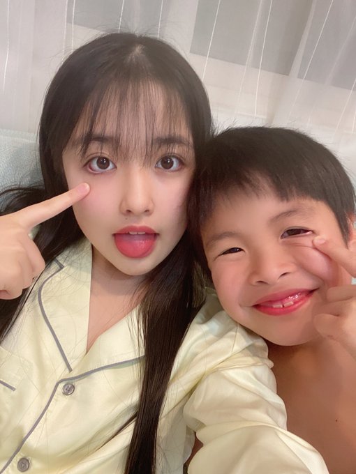 Twitterのコスプレ画像22