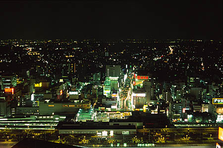 tonchanw's tweet photo. 大宮の夜景 https://t.co/55C4doaKeu