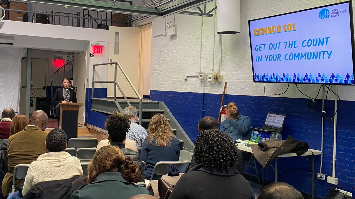 UNHNY's tweet photo. This year, UNH partnered with our settlement house members to take a neighborhood-based approach to #GetOutTheCount for NYC’s most hard-to-count communities. Great coverage of this #Census work in @uscensusbureau's regional newsletter: https://t.co/gOtY9LWOXN, p. 25 https://t.co/I0tfBl3ihA
