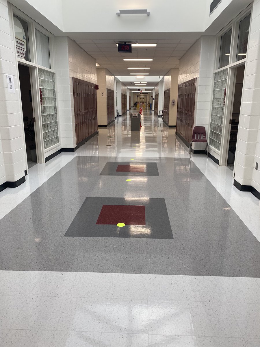 McLeod_Edu's tweet photo. Yesterday & today I have been providing classroom support at @UGHS_Wolverines . It has been good to reconnect w/ students & friends & show that we can #ExpectSupportHCS from district leaders. Plus, I graduated from here in ‘03! Full circle. @HenryCountyBOE https://t.co/93c6KzYGwu