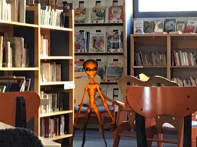 cdidesdevises's tweet photo. Le 8 décembre un extraterrestre s’est évadé de la zone 51 et veut tous nous tuer et dominer la terre !!! #fakeornotfake, #5cgp2, #2020 https://t.co/M6RFduZ2SG