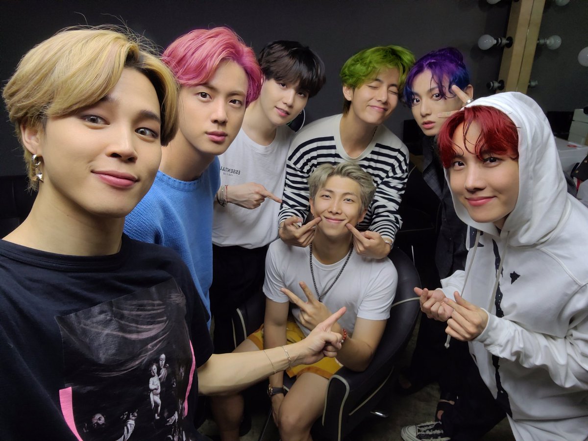epi juh⁷💜VOU VER O BTS tweet media
