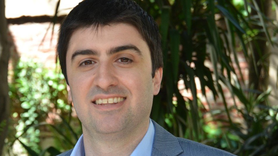 CSociales_UCU's tweet photo. 📢 ¡Bienvenido @MatiDodel 👨‍🏫 a nuestro departamento!

ℹ️ Matías tiene un doctorado 👨‍🎓 en sociología (@UofHaifa 🇮🇱) y sus áreas de investigación 🔎 son la sociedad de la Información, pobreza, desigualdad y políticas públicas. https://t.co/VWFAIrmwr9