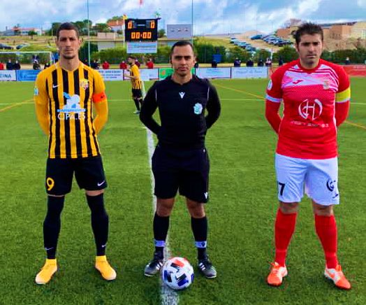 ADLobon's tweet photo. PARTIDO |

⚽ @CFCAMPANARIO 1
               🆚
      @ADLobon 1

Gol:
Cristian @Cristian_Lobon

✅ Los hombres de @mariohugonoa consiguieron un punto muy trabajado.

👉 Tras la doble expulsión en el primer tiempo,el equipo consiguió empatar frente a las adversidades.

#ADL https://t.co/CpXqY5SUMB