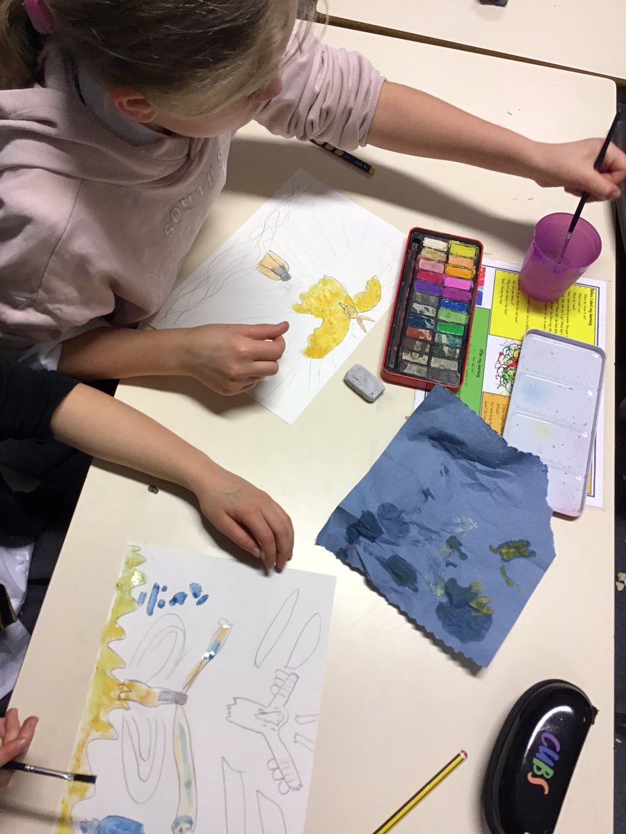 Stjohnscoventry's tweet image. Year 4 have been creating art worked linked to their RE learning about The Trinity. They have created very thoughtful pieces of artwork.
#TheTrinity #iwillshine #awesome