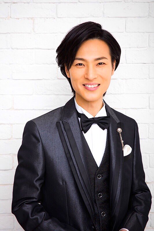 城紀明洋 على تويتر 徹子の部屋 のゲスト 年12月8日 山内惠介さんでした 恵介さんが家族の話をされていた時 城田優さんと同じ共通点を感じました ジャンルは違えど 御二方にはアーティストとしての華がありますしなんせお二人は 貴公子ですから 山内 城紀明洋 على تويتر 徹子の部屋 のゲスト 年12月8日 山内惠介さんでした 恵介さんが家族の話をされていた時 城田優さんと同じ共通点を感じました ジャンルは違えど 御二方にはアーティストとしての華がありますしなんせお二人は 貴公子ですから 山内