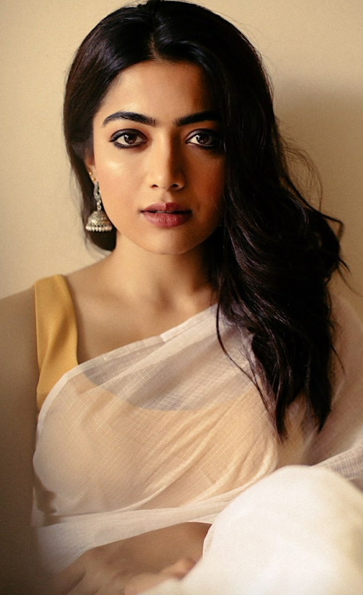 rashmika_addict's tweet image. Madam Sir..Madam Anthe..!! ❤😍
@iamRashmika #RashmikaMandanna 💓