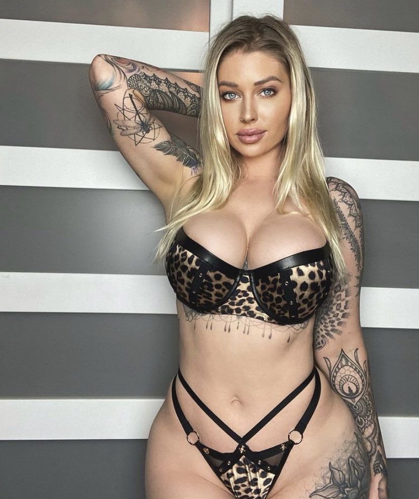 Queen Amber (@queenamberCF) / Twitter