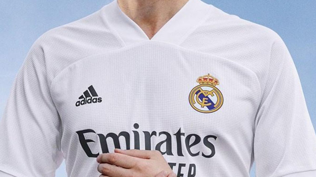ConBalon_web's tweet image. ¿Quieres comprar alguna cosa del #RealMadrid? 
Este es tu sitio 👉👉👉 tiendavikinga.com  

Hay de todo:
👉Camisetas
👉Balones
👉Tazas
👉Mantas
👉Corbatas
Y mucho más