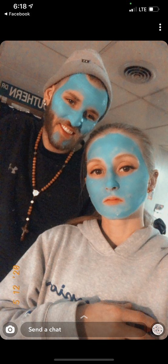 FlySwaggaFr3sh's tweet photo. Thanks for tha birthday wishes and shit I had a great time wit my wife and my big dog. We went midnight to midnight goin hard non stop, we set 27 off wit a BANG. I love you Jessica &amp; our kiddos! thanks for tha birthday &amp; party n suprises! https://t.co/lnKXqQpTlA