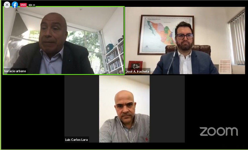 INSUS_Oficial's tweet photo. Los #Implanes son el grano orientado a servir a los gobiernos municipales, ya que cuentan con la capacidad técnica y operativa que garantizan la #GobernanzaEnElTerritorio, dijo @Pepe_Iracheta_C, director general del Insus, en el foro Institutos Municipales de Planeación en México https://t.co/zvFRjRgvkU