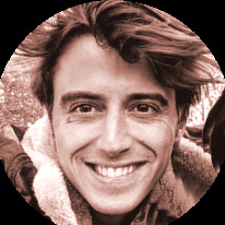 Julien Bouteloup  @bneiluj of  @StakeCapital was lead developer at fashion site NET-A-PORTER between 2015 and 2017.