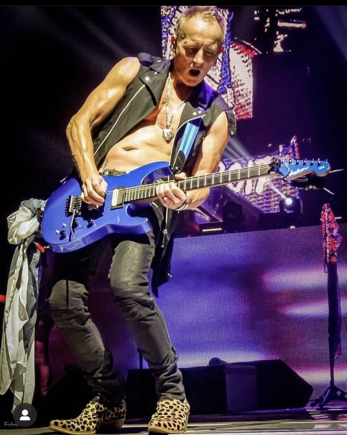 Happy Birthday Phil Collen!!!   