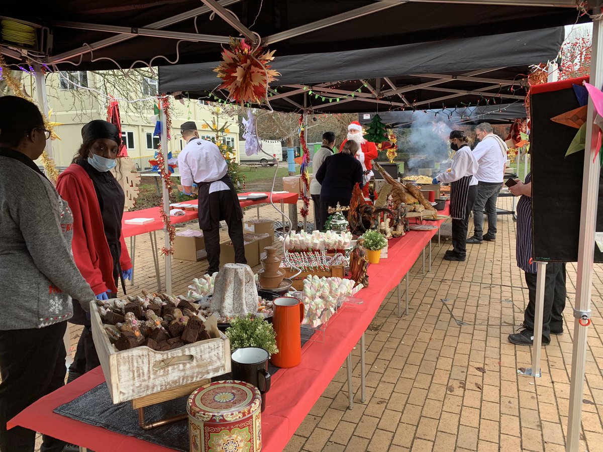 Christmas lunch at the <a href="/DSL_London/">Deutsche Schule London</a> a German Market themed lunch by <a href="/chrisjerramchef/">chris jerram</a> and his team, <a href="/MattSteadman2/">Matt Steadman</a> <a href="/FrankBothwellTF/">Frank Bothwell</a> @Thomas_Franks_ well done team and thanks <a href="/gavin_tarbox/">Gavin tarbox</a> and Reni our payroll manager for helping out. Team work wins