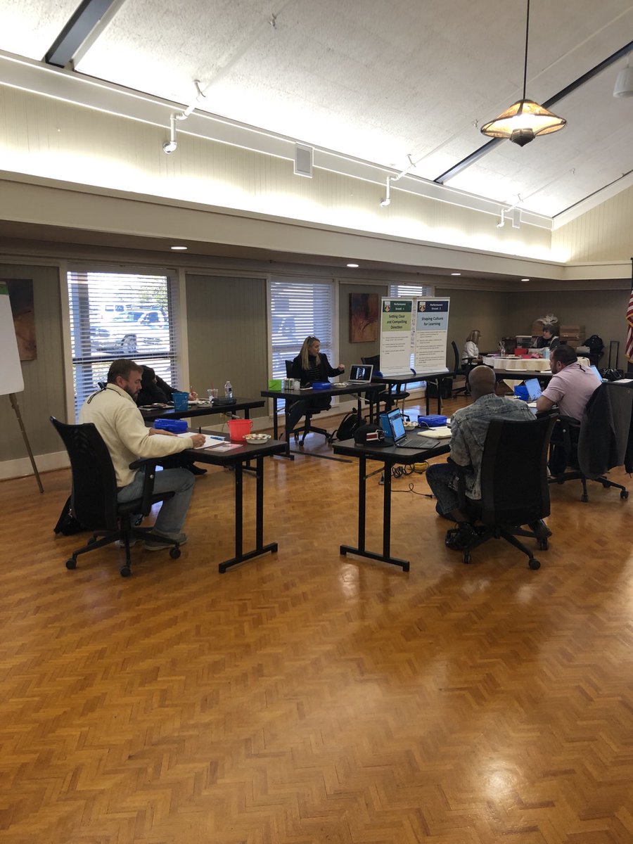 Kicking off session 2 of Master Principal Phase III with designated Master School Principals sharing their expertise taking initiatives to scale! Thank you Dr. Arbuckle, Mrs. Helms, Dr. Miller, and Mrs. Martin #ALAMPP ⁦@ARleadAcademy⁩ #LeadershipMatters