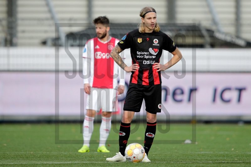 Elias Ómarsson est un international islandais de 25 ans jouant à Excelsior.C’est un véritable renard des surfaces, toujours placé au bon endroit au bon moment, cela fait de lui un redoutable finisseur, également capable d’éliminer en 1 contre 1.15  16  700k€