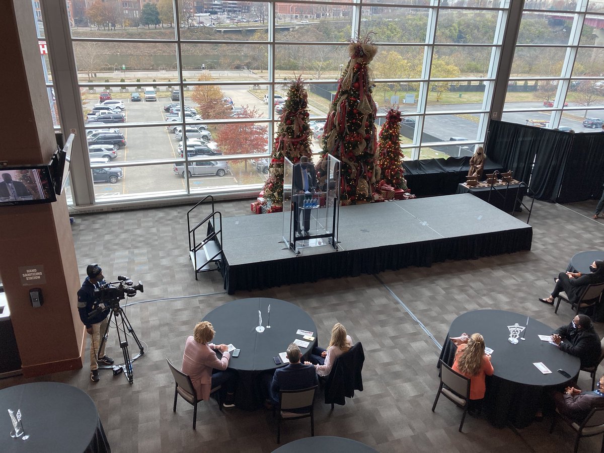 Here at Nissan Stadium this morning for the Mr. Football awards ceremony.I’ll have video of each award-winner as they’re announced so follow along.