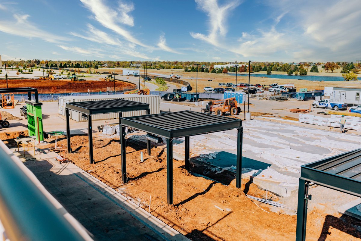 Things are moving along and looking good at The Half! 😍 Chicken N Pickle is set to open NEXT MONTH!