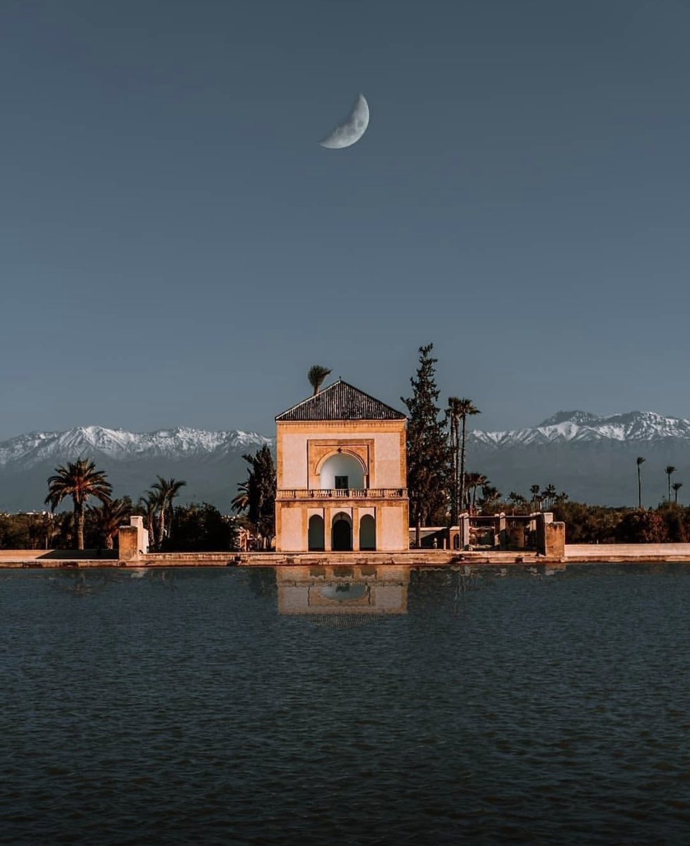  [Thread] L’architecture marocaine, depuis des siècles a dépassé ses frontières actuelles, étant donnée l’empire que le Maroc a été a de nombreuses reprises, un empire immense et, l’influence même qu’a eu cette nation et la civilisation qui lui est propre autour.