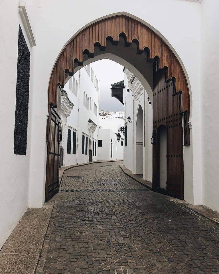  [Thread] L’architecture marocaine, depuis des siècles a dépassé ses frontières actuelles, étant donnée l’empire que le Maroc a été a de nombreuses reprises, un empire immense et, l’influence même qu’a eu cette nation et la civilisation qui lui est propre autour.