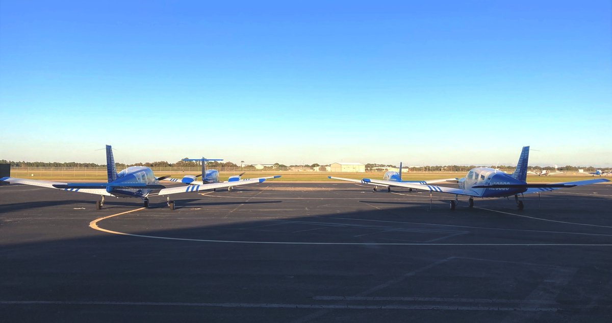 piperaircraft's tweet image. School is in session, and we are gearing up for the winter term.  There's no place like home and these #PiperArchers #PiperSeminole are heading home.  
#FreedomOfFlight #PiperAircraft #avgeek #caepilot