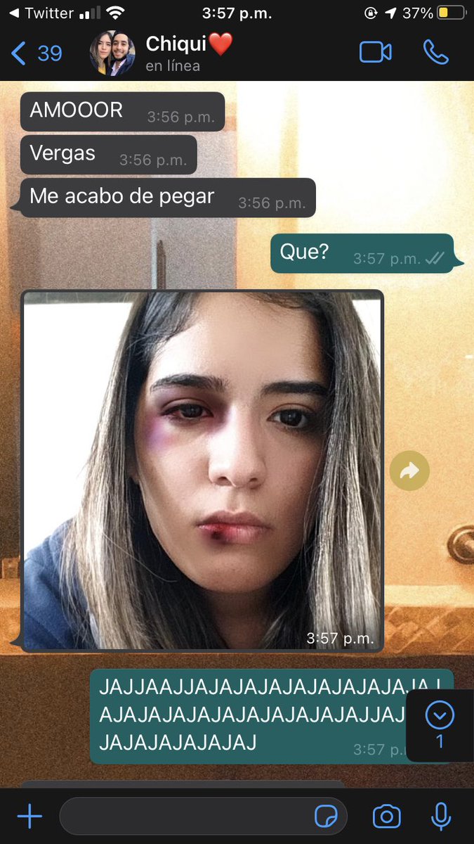 Angehdz02's tweet photo. “Tu novia se ve que es bien seria y mamona”
Mi novia: https://t.co/QaerLglUtW