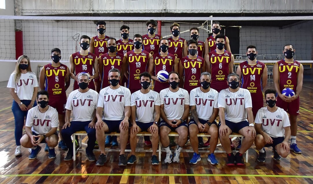 A días de comenzar un nuevo sueño, el equipo de vóley de la UVT presentó su indumentaria oficial en el micro estadio de la institución. 
 Para más detalles ingresá a uvtsj.com

#CopaRus
<a href="/VoleyACLAV/">Liga de Voleibol Argentina ACLAV</a>