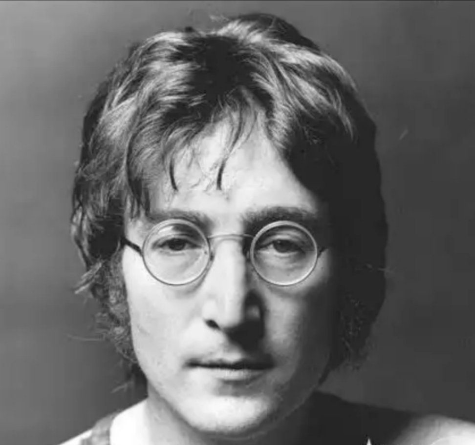 pinux62's tweet photo. La gente trascorre molto tempo a cercare di essere qualcun altro, credo che questo scateni malattie terribili.
#JohnLennon40 https://t.co/cSgi5Lu5G9