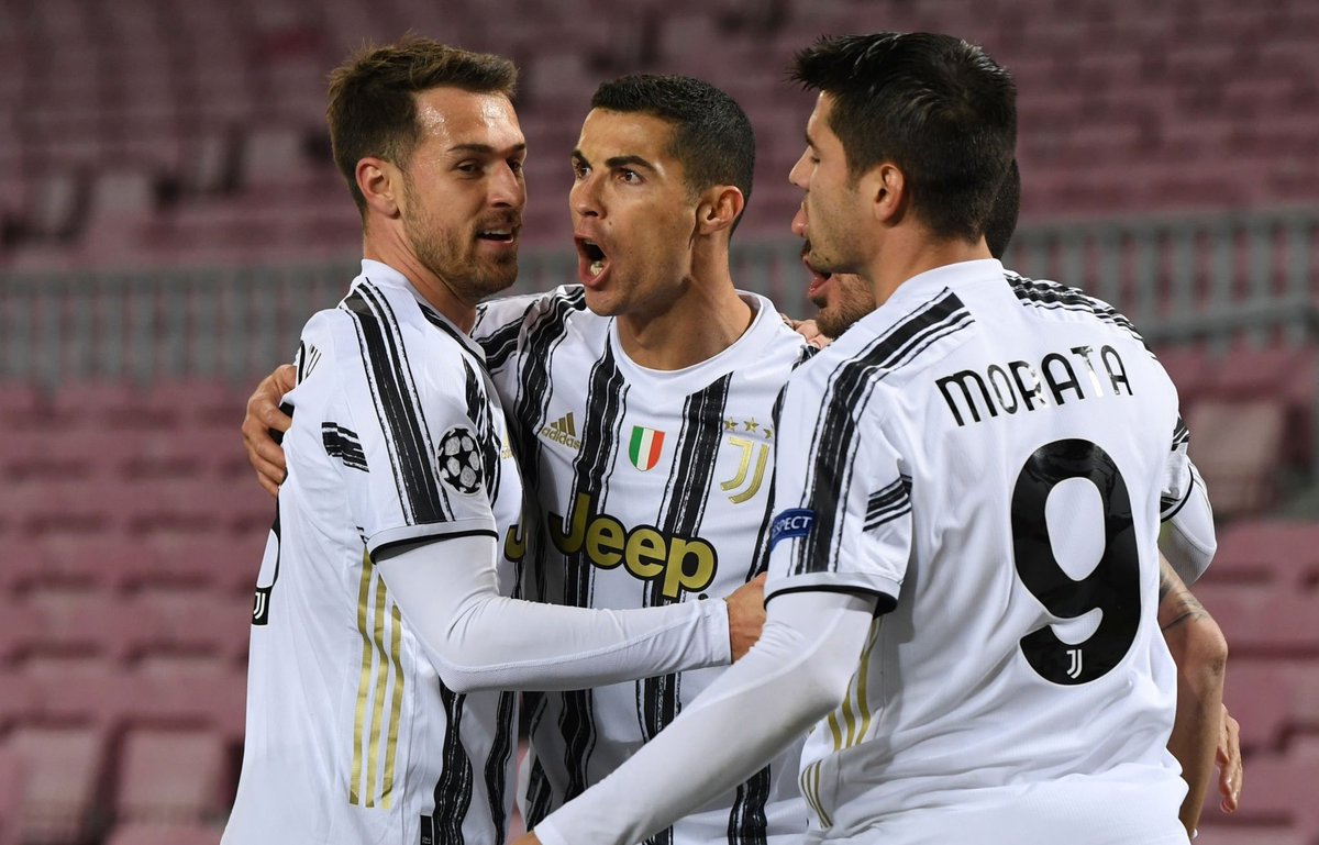Elvin_DF's tweet photo. Cristiano Ronaldo sur #BarçaJuve :

"Aujourd'hui, nous étions une équipe de champions. Une vraie famille forte et unie. En jouant comme ça, on n'a rien à craindre jusqu'à la fin de la saison. Let's go !".

GOAT @Cristiano 💪🏽⚪⚫ https://t.co/sZqGJzwJFG