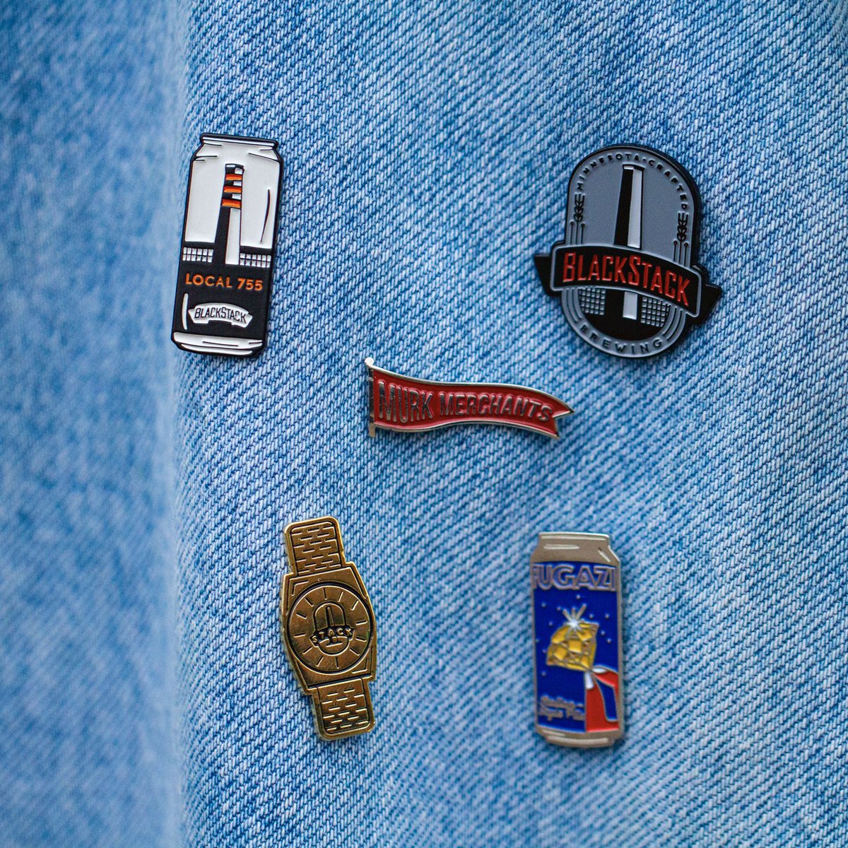 📍📍📍📍📍📍📍📍📍📍📍📍📍
Our crosstown homies at <a href="/smallbatchpins/">Small Batch Pins</a> just blessed us with these nifty new Enamel Pins. On our square site meow😽😽