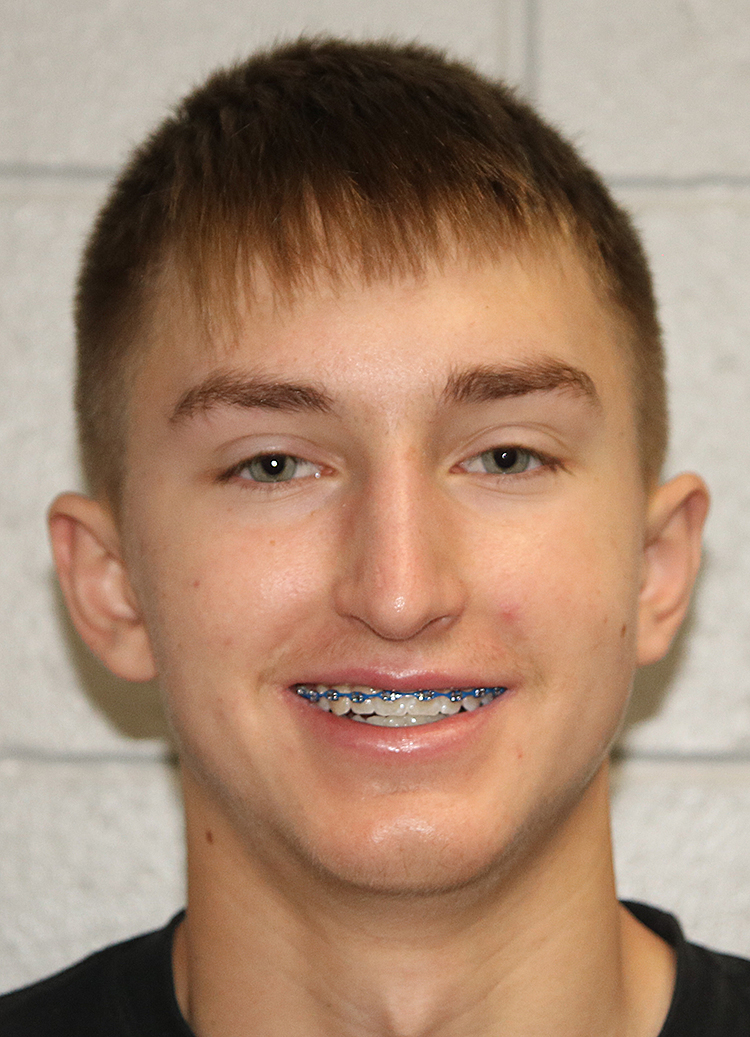 2021 G Trey Traeder (6-3), left, of Lodi helped the Blue Devils defeat Marshall Monday by playing strong defense and scoring 13 points, helping to offset the 20-point showing of Marshall junior Craig Ward (6-2), right. Here is the game story ... wissports.net/news_article/s…