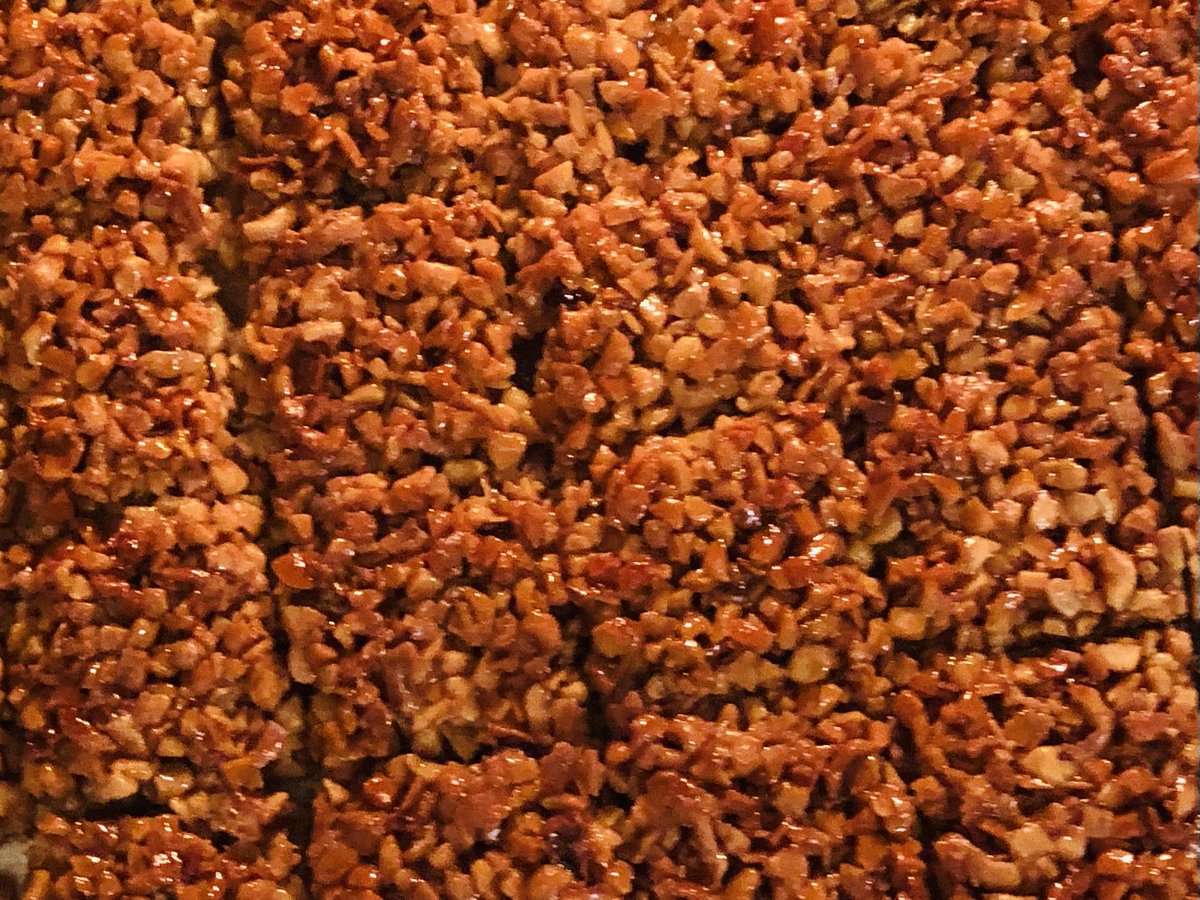 HornGuildo's tweet photo. Liebe Leute, vergesst nicht morgen unser gemeinsames Nussecken backen! Habt ihr schon alle Zutaten besorgt? 
Infos unter https://t.co/OPrXp2ss98 https://t.co/2Gw22cJJKT