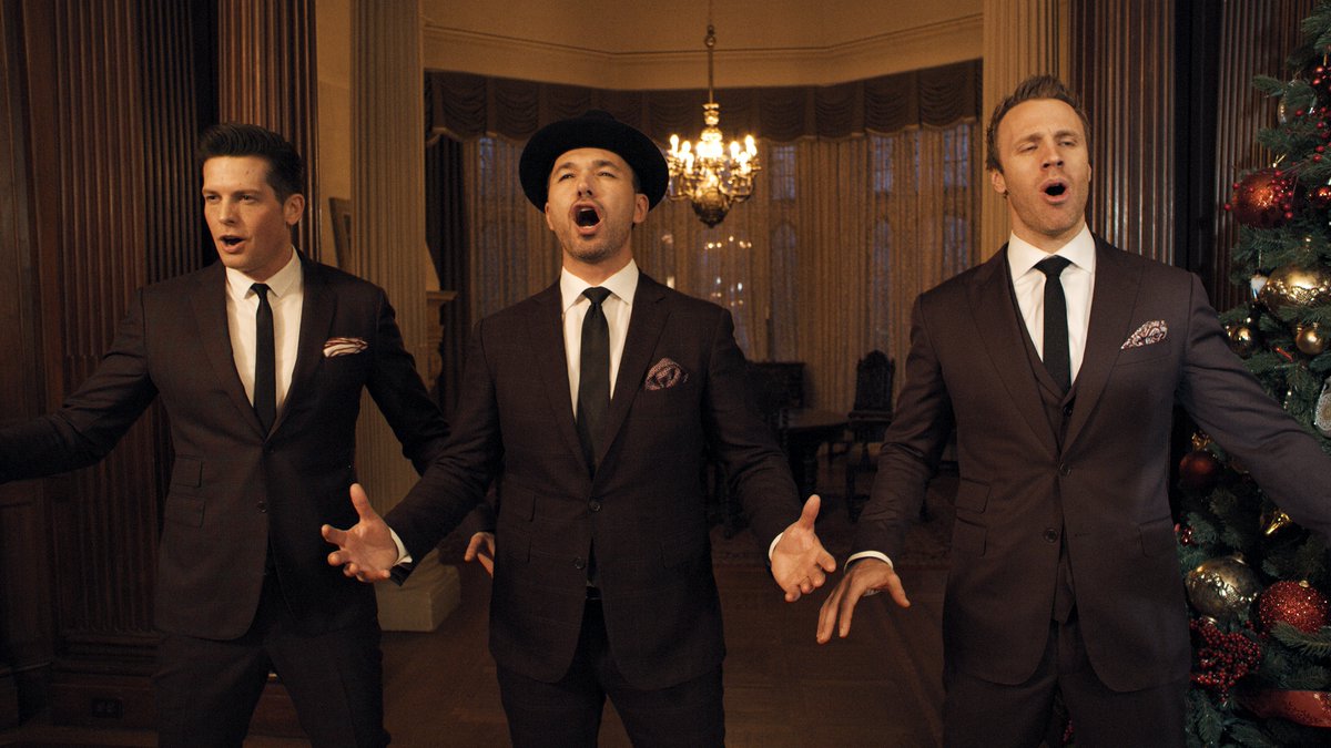 strutent's tweet photo. Exciting news! @TenorsMusic are participating in #SilentNight - #ASongForTheWorld alongside talented folks @kellyclarkson, @officialdfoster, @katharinemcphee, @joshgroban &amp; more. Watch on @TheCW in the U.S. ON Dec 10 &amp; @CTV in Canada on Dec 23 at 8 PM ET! https://t.co/YCGNULxyQ0