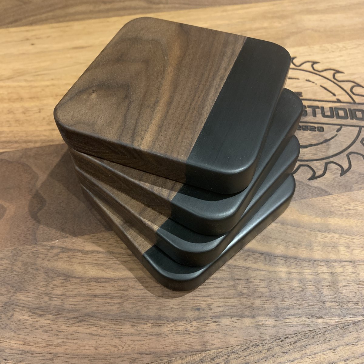 TheEpoxyStudio's tweet image. Where better to place your drink than on one of these beautiful Walnut &amp;amp; Epoxy drinks coasters. Whether it&apos;s an ice cold beer or a cup of tea, these coasters are just for you!