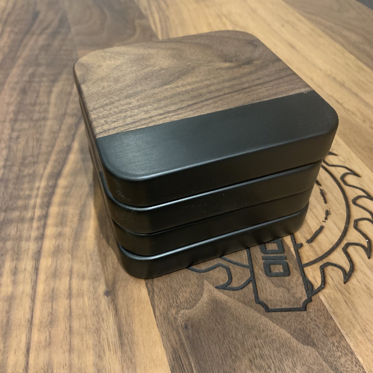 TheEpoxyStudio's tweet image. Where better to place your drink than on one of these beautiful Walnut &amp;amp; Epoxy drinks coasters. Whether it&apos;s an ice cold beer or a cup of tea, these coasters are just for you!