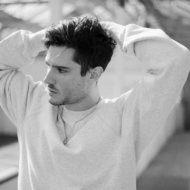 xnightout's tweet photo. —who am I?
. . .can you keep a secret?

ＪＡＫＥ   ＲＯＳＳ

         ❏ 21 y.o.
           ❏ Gay
             ❏ Acts all Alpha; O̶m̶e̶g̶a̶/̶s̶u̶b̶ ̶a̶f̶
                ❏ Uni’s jock

❝ᴡʜᴀᴛᴇᴠᴇʀ ʏᴏᴜ ꜱᴀʏ, ɢᴏᴇꜱ. ɴᴏʙᴏᴅʏ ɴᴇᴇᴅꜱ ᴛᴏ ᴋɴᴏᴡ.❞

¿↺+ ♡?
#FreeRol https://t.co/Sg715cwvAn