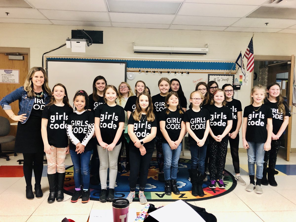 WVEducation's tweet image. Jennifer Reaves, a Technology Integration Specialist at @MylanPatriots Elementary, is dedicated to closing the gender gap in technology. 🚺👩‍💻 #CSEdWeek #CS4WV

Read her story 👉 bit.ly/3qGOpaz