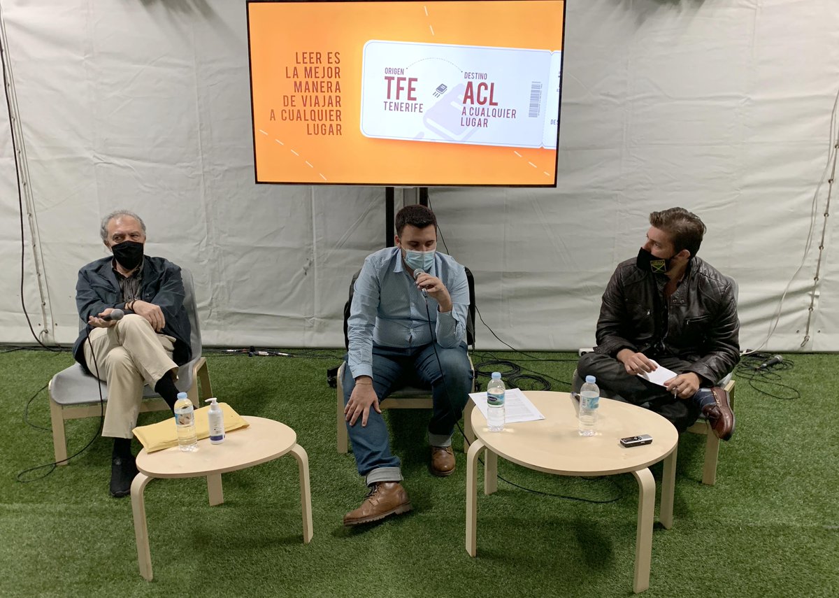 ferialibrotfe's tweet photo. La XXXII Feria del Libro Santa Cruz de Tenerife celebra su último acto con la presentación del “Segundo Manifiesto” de la revista Trasdemar de Literaturas Insulares, en el que intervienen Ramiro Rosón, Arturo Desimone y Sabas Martín.

#ferialibrotenerife @laculturaensc https://t.co/Iog2FAO5Tq