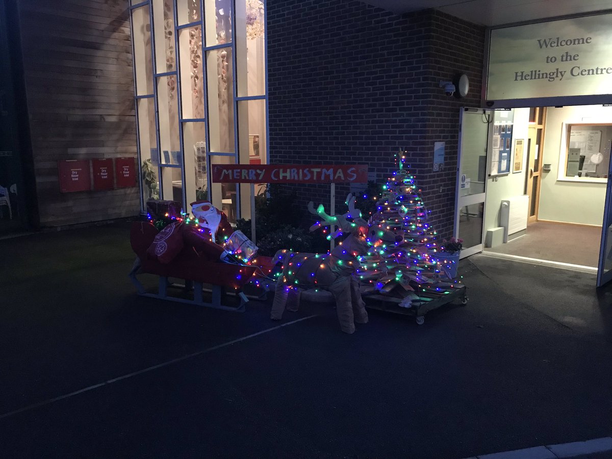 Hellingly Centre Allotment the Christmas project we have been working on is now on display. #@HellinglyOT #@HellinglyCentre