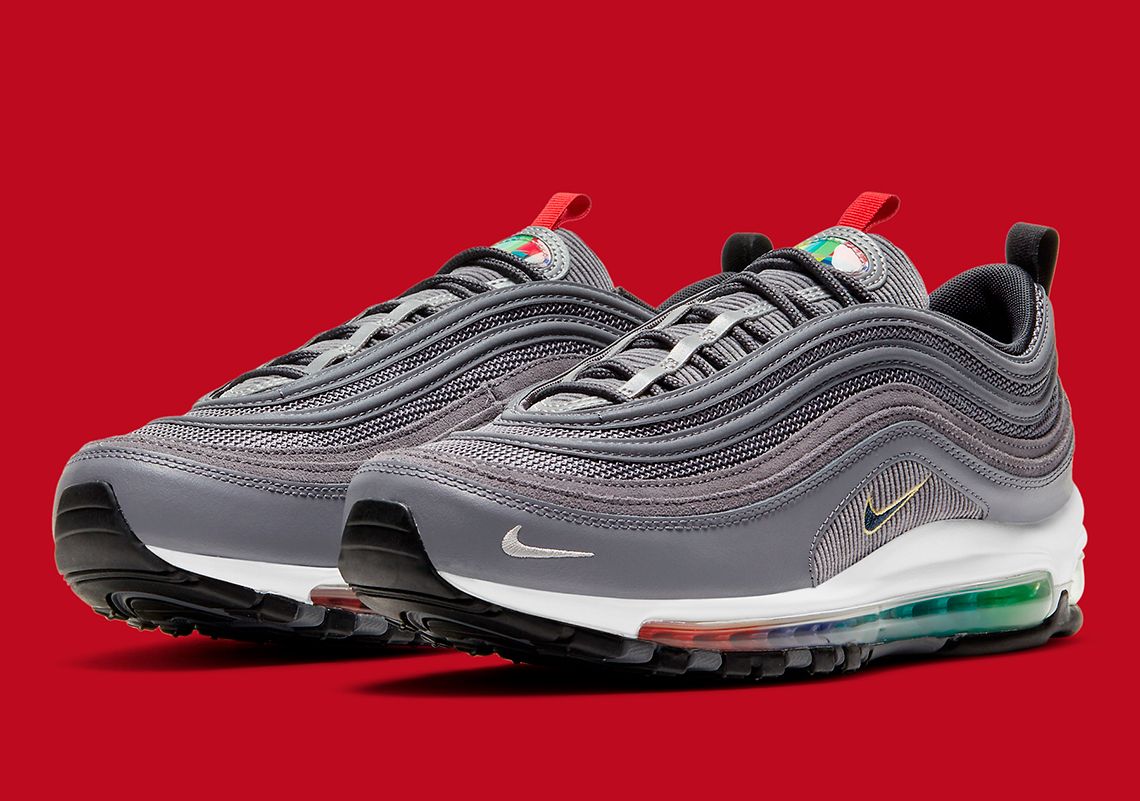 Dertig tank vervolgens Sneaker News on Twitter: "This Nike Air Max 97 layers on corduroy and multicolor accents https://t.co/Fb2GMlWIUZ https://t.co/Mcb67aJnJB" / Twitter Dertig tank vervolgens Sneaker News on Twitter: "This Nike Air Max 97 layers on corduroy and multicolor accents https://t.co/Fb2GMlWIUZ https://t.co/Mcb67aJnJB" / Twitter