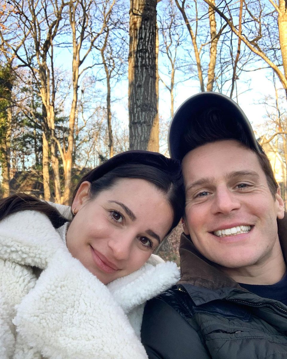 "15 years by my side. ❤️"
📷: instagram.com/p/CIjGzDzlFq3